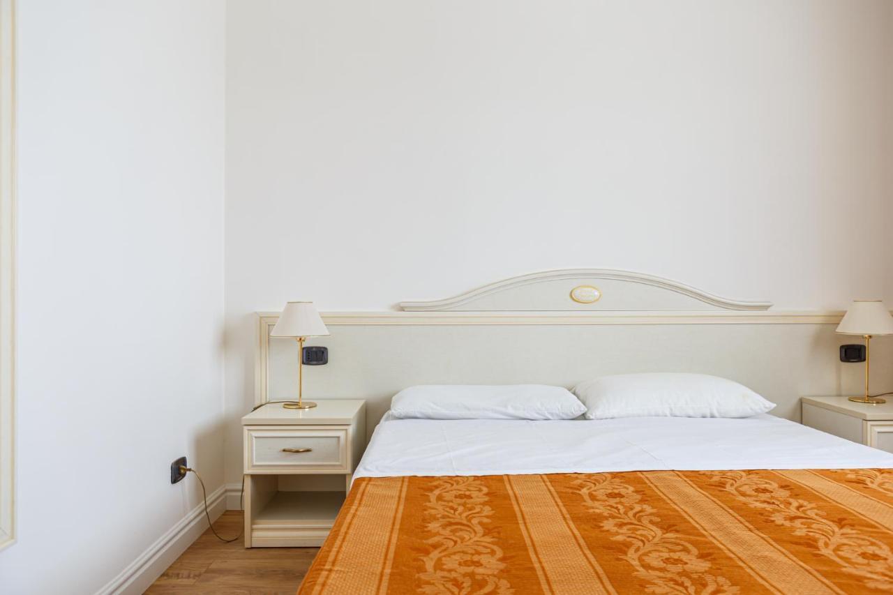 Sofia Hotel 4*